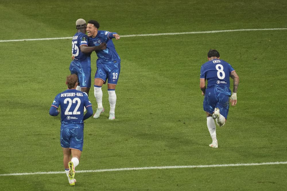 绿帽：格拉斯纳获得利物浦高层认可，已成替代斯洛特最大热门